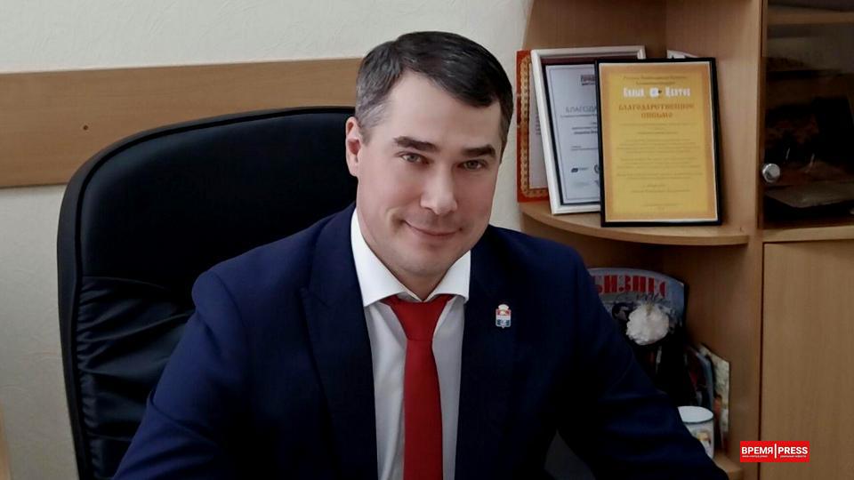 Владимир Шауракс