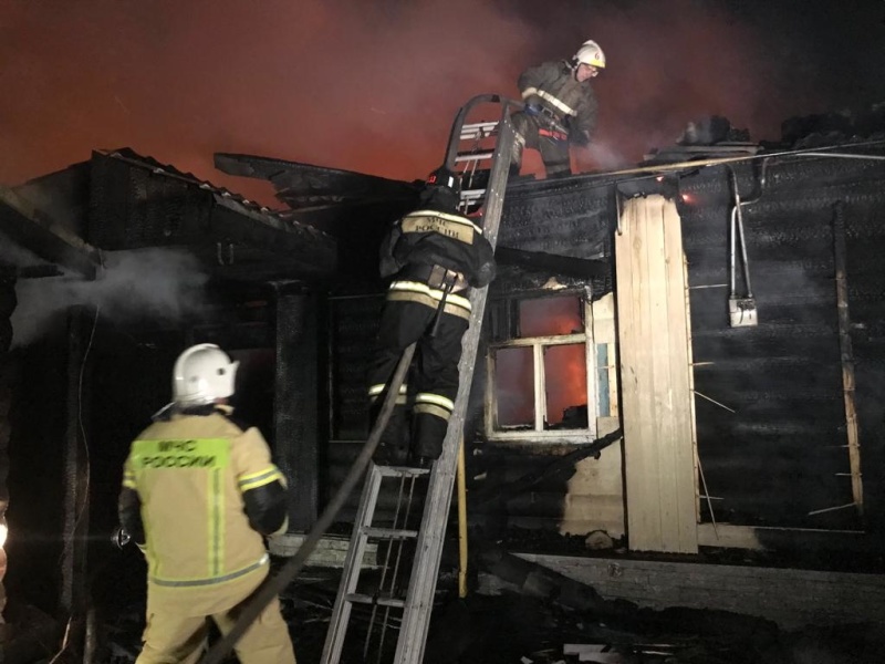 pozhar v kamenskom gorodskom okruge 1665973011647360166 800x800