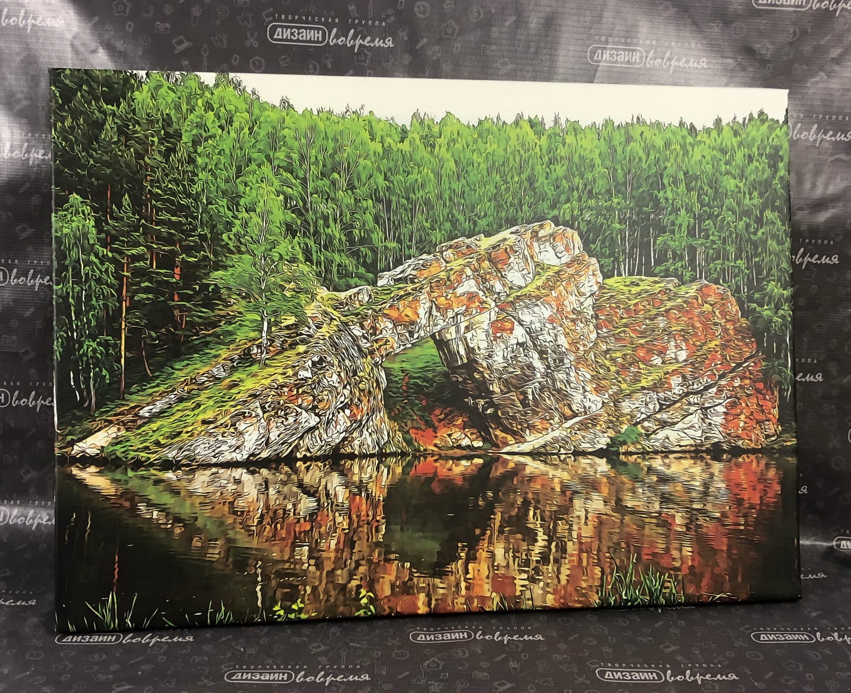 Печать на холсте и фото больших форматов в подарок как украшение интерьера дома или офиса  