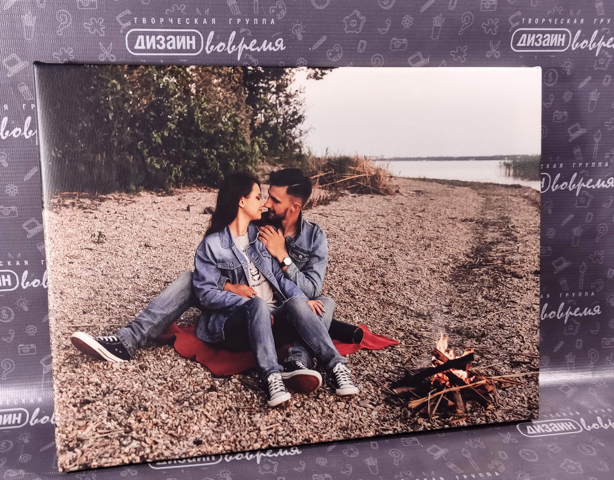 Печать на холсте и фото больших форматов в подарок как украшение интерьера дома или офиса  