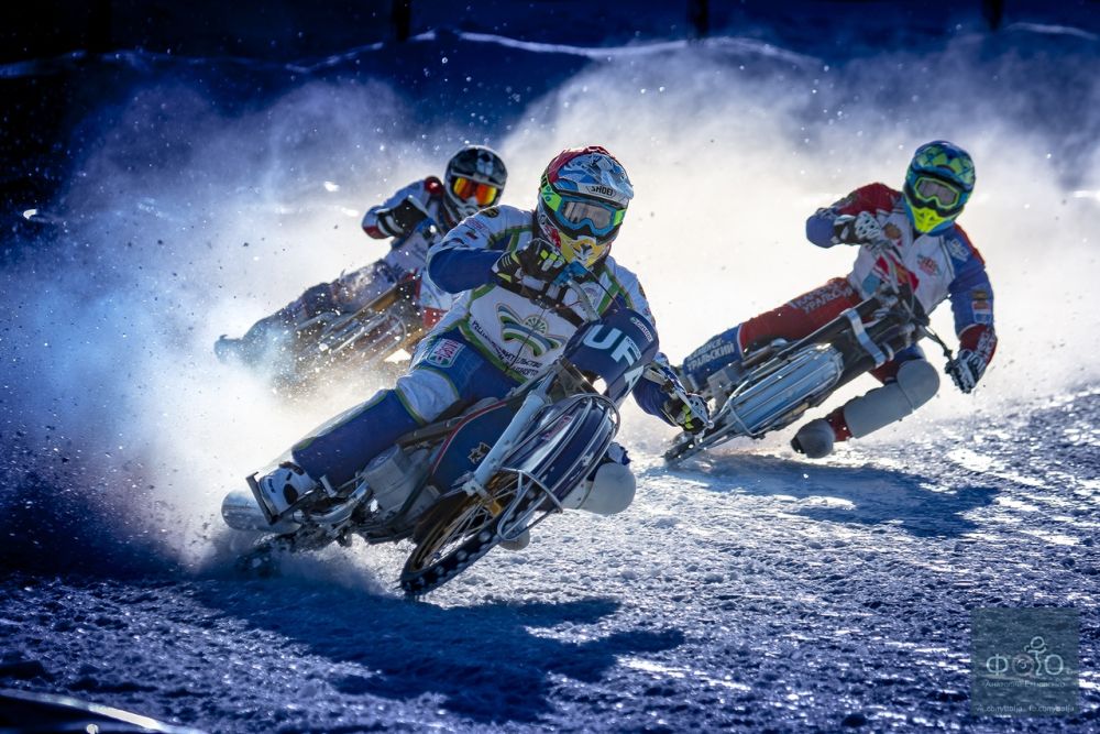 moto280119