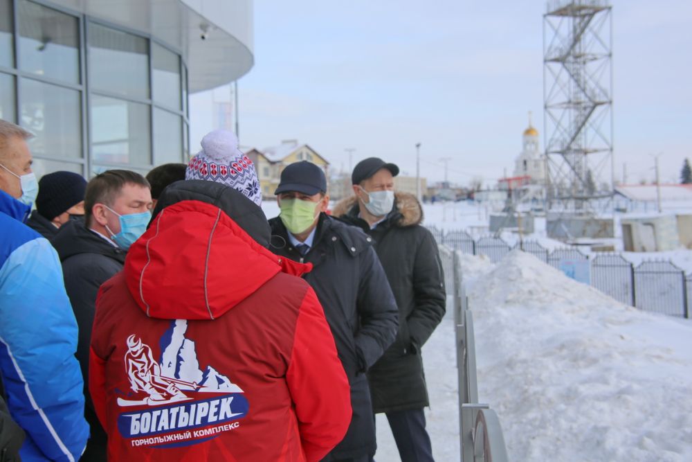 Губернатор Свердловской области впервые в этом году посетил Каменск-Уральский. Фоторепортаж Виртуального Каменска