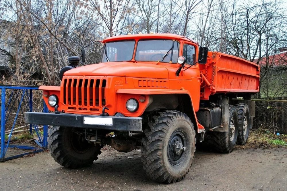 1220x917 shassi ural 5557 1121 60m 6x6
