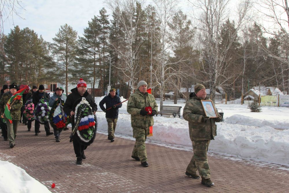 В Каменске-Уральском простились с Эдуардом Волеговым
