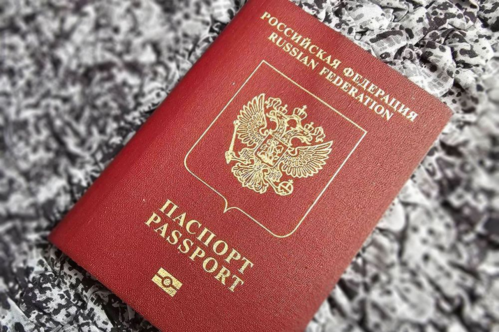 В 2026 году выезд за пределы России для детей будет возможен только при наличии загранпаспорта