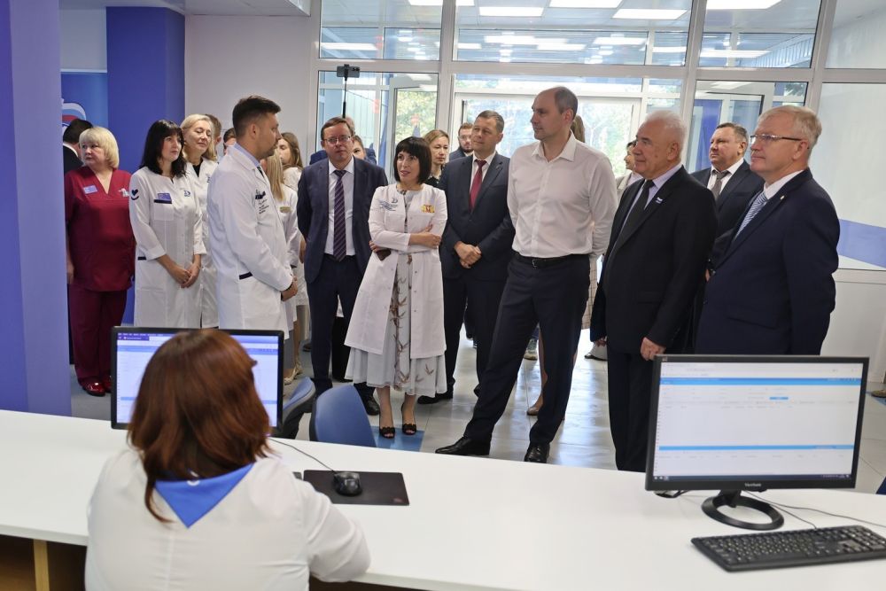 Губернатор открыл обновлённые поликлиники в Каменске‑Уральском