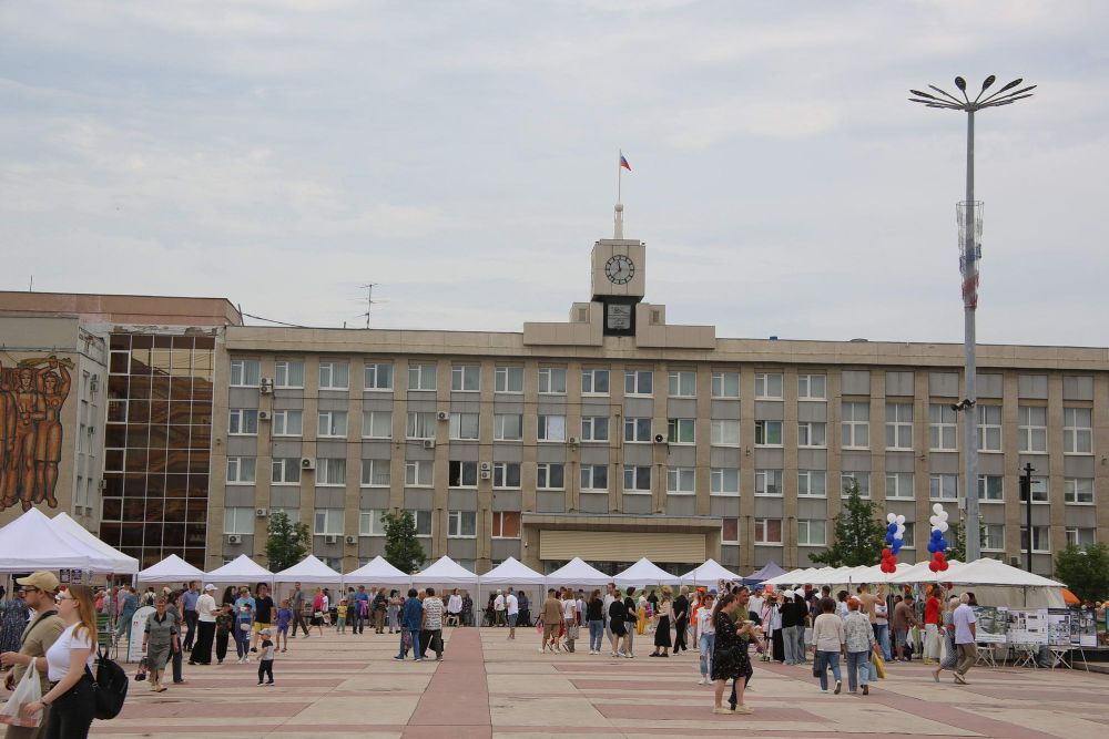 Полная афиша мероприятий ко Дню России в Каменске-Уральском