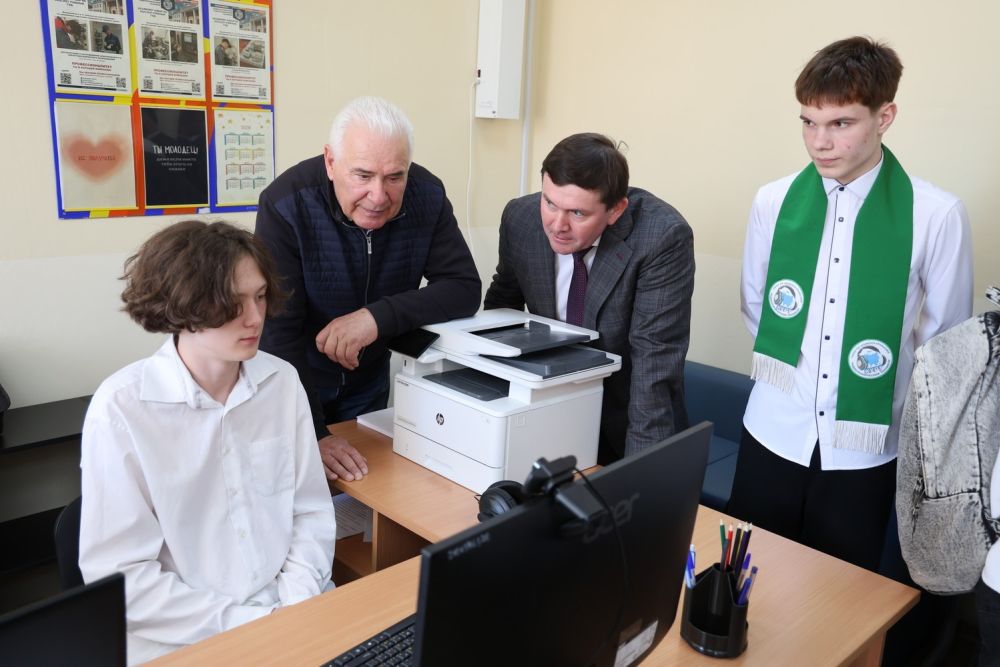 В Каменск-Уральском радиотехникуме открылся специализированный кабинет профориентации