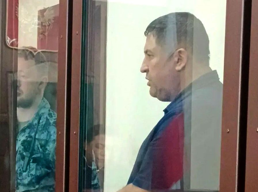 Начальника УГХ Каменска-Уральского Якова Барбицкого и предпринимателя Валерия Гильманова оставили под арестом
