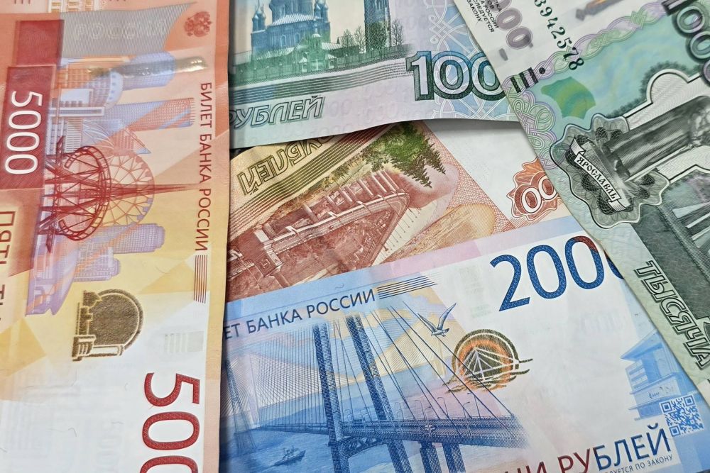 Россияне тратят свободные средства на накопления и укрепление здоровья
