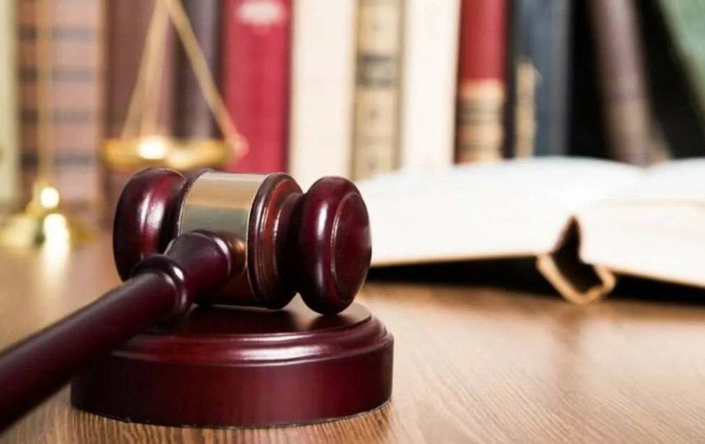 Уголовное дело о незаконном обороте оружия и взрывчатых веществ направила в суд прокуратура Каменска-Уральского