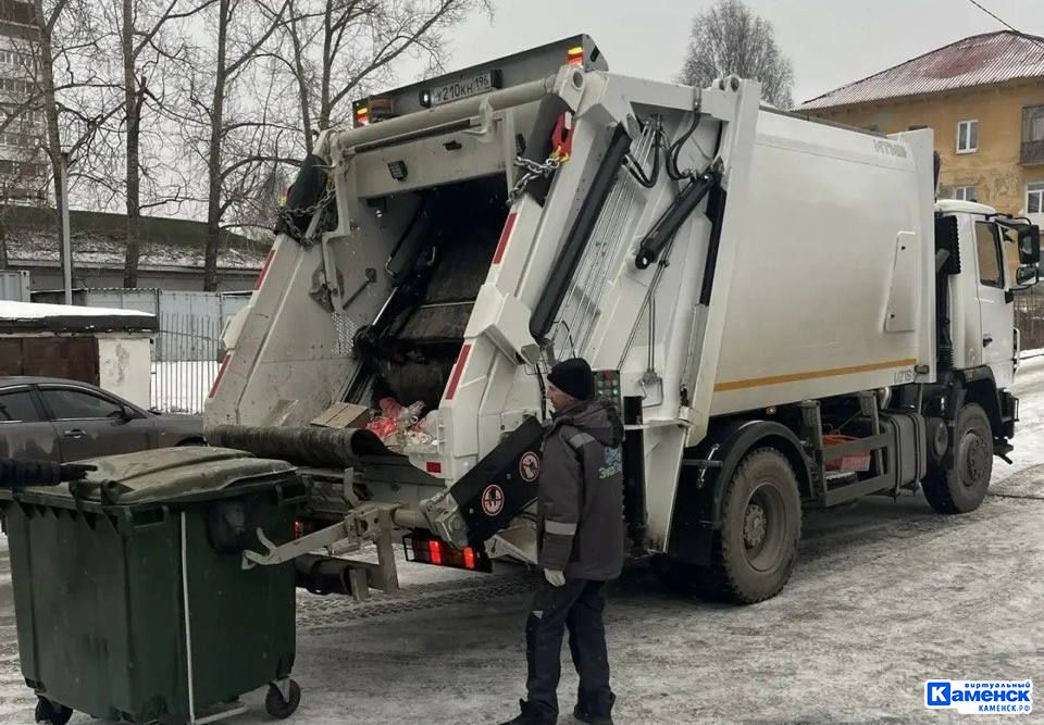 Региональные операторы по вывозу мусора усилят работу в новогодние праздники