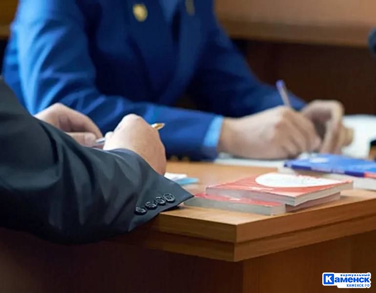Предпринимателя из Каменска-Уральского обвиняют незаконном обороте табачной продукции на сумму более чем 2 миллиона рублей