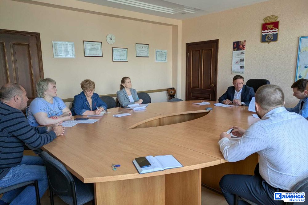 Проблемой транспортных перевозок в Каменске-Уральском озаботились в администрации города