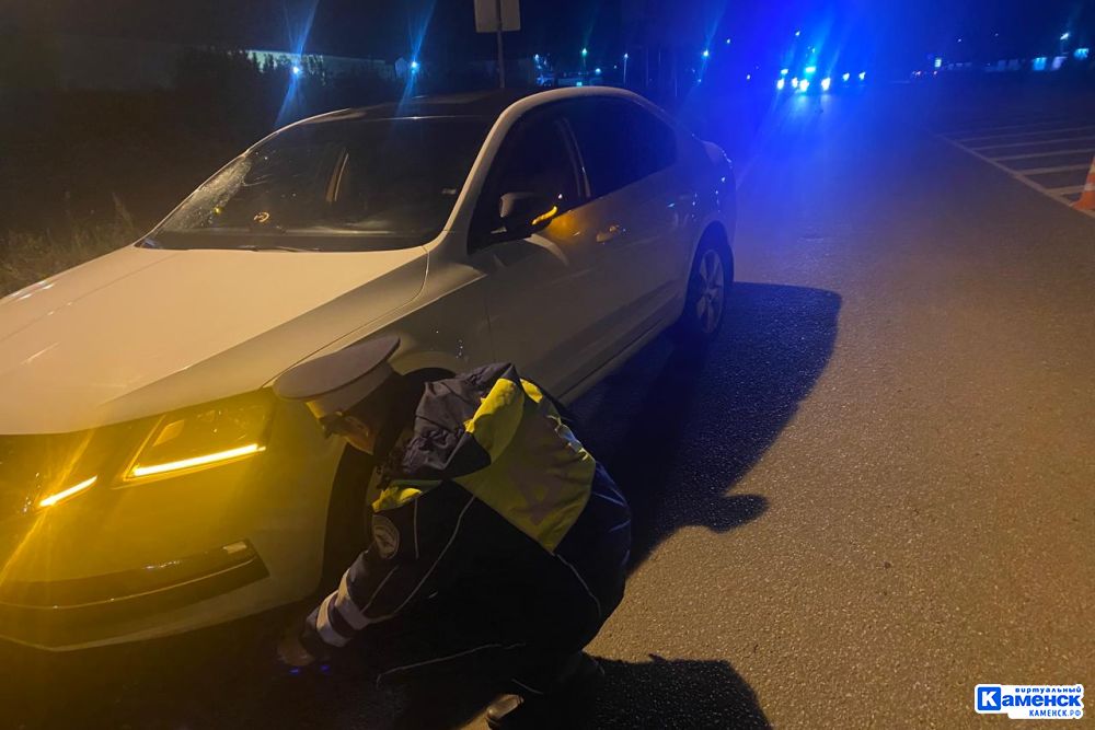 В субботу вечером в Каменске-Уральском на улице Суворова произошло ДТП с пешеходом