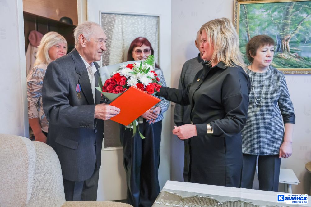 СинТЗ: Был моряком, стал металлургом