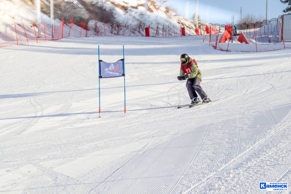Денис Хохлов: о работе инструктором по сноуборду в Каменске