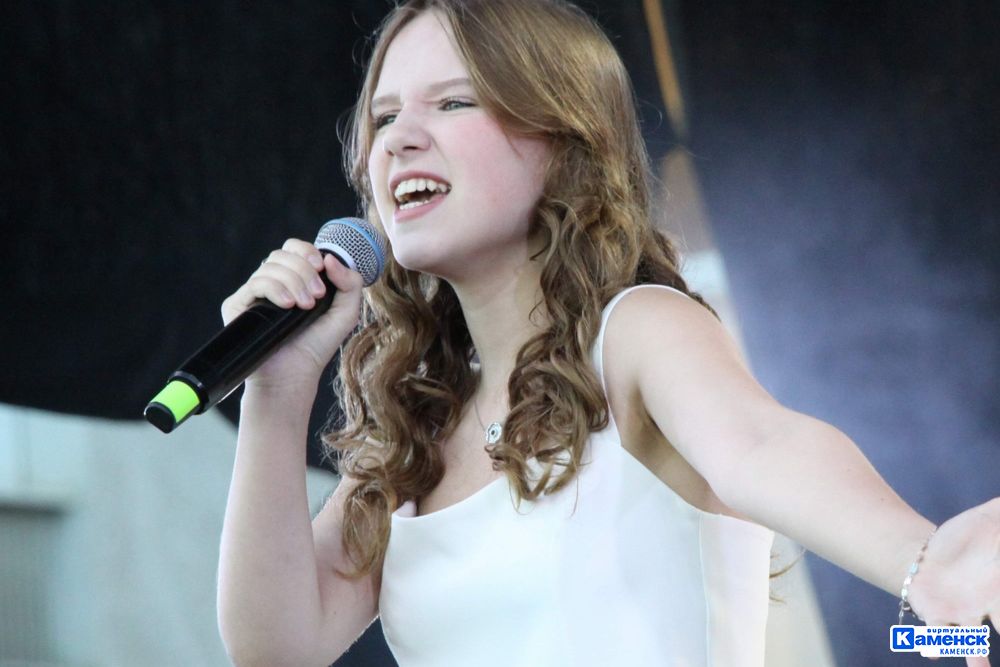 Каменская певица: о себе, трудолюбии и покорении сцены