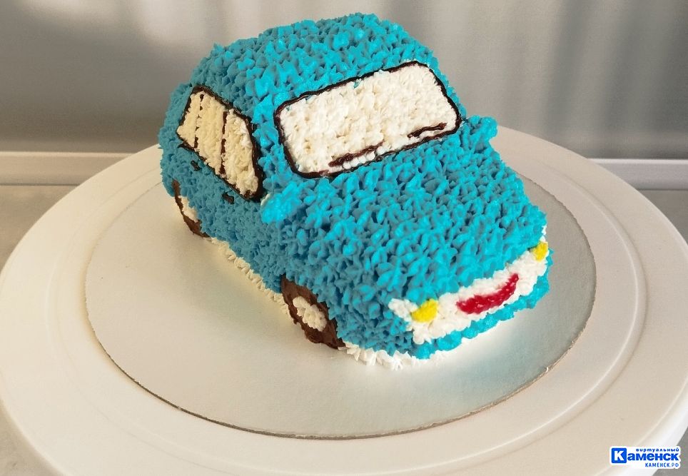 Каменский кондитер: о том, как детский эксперимент определил выбор будущей профессии