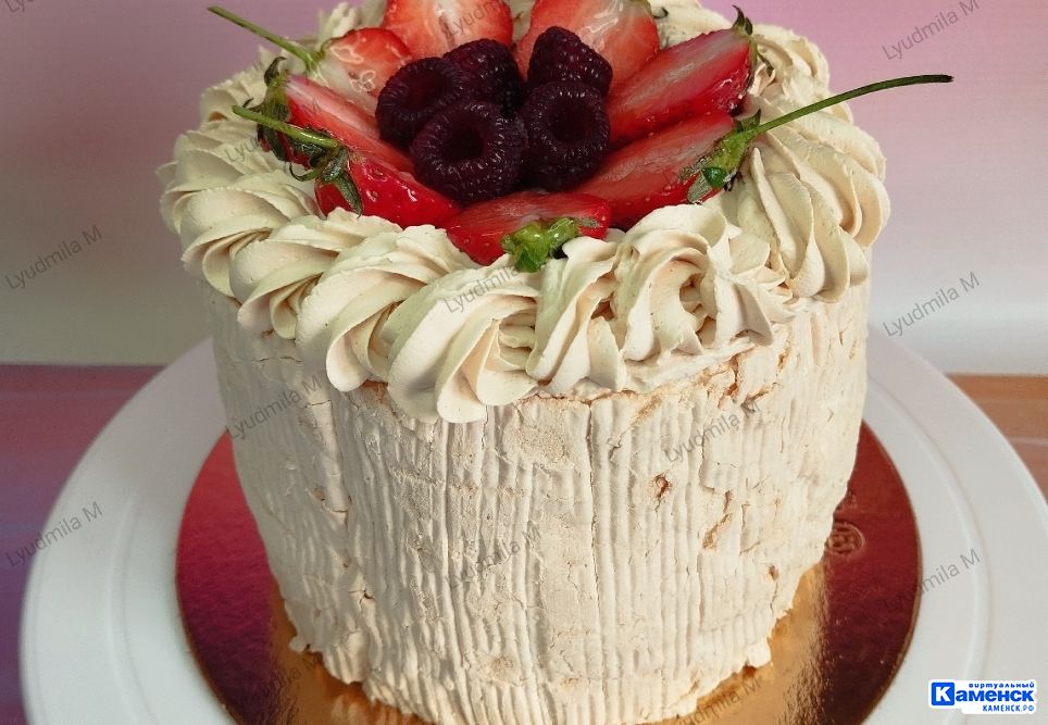 Каменский кондитер: о том, как детский эксперимент определил выбор будущей профессии