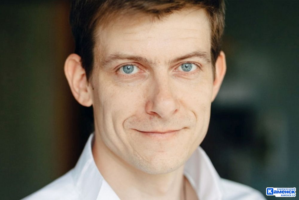 Чеховский режиссёр - на балконе