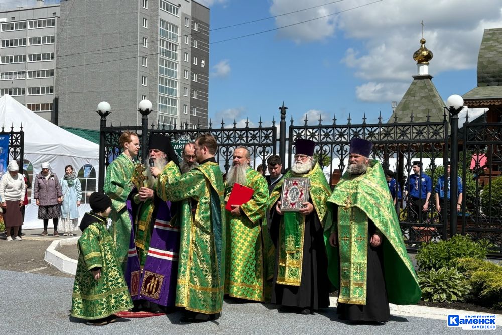 В Каменске-Уральском прошла юбилейная акция «Белый цветок»