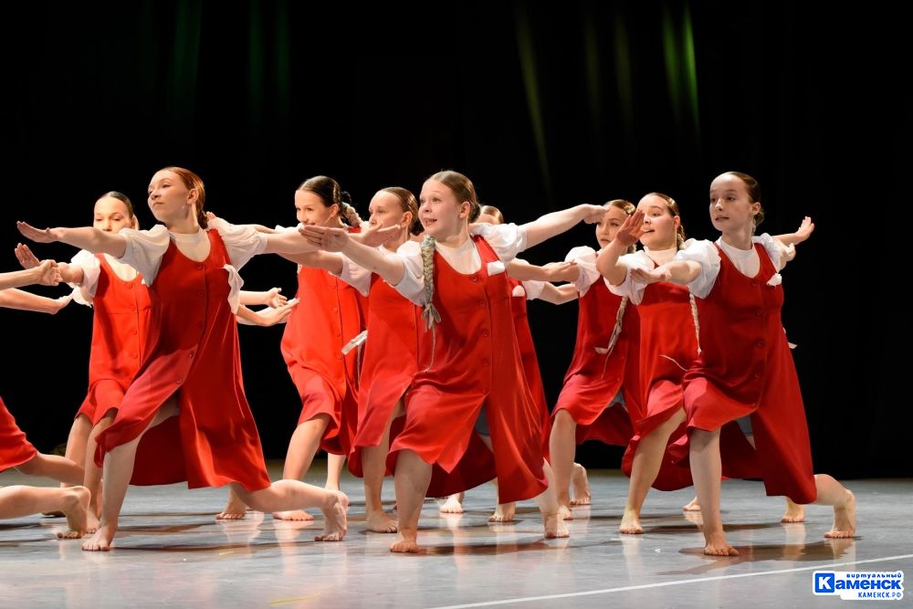Образцовый «Каскад»: 40 лет в танце