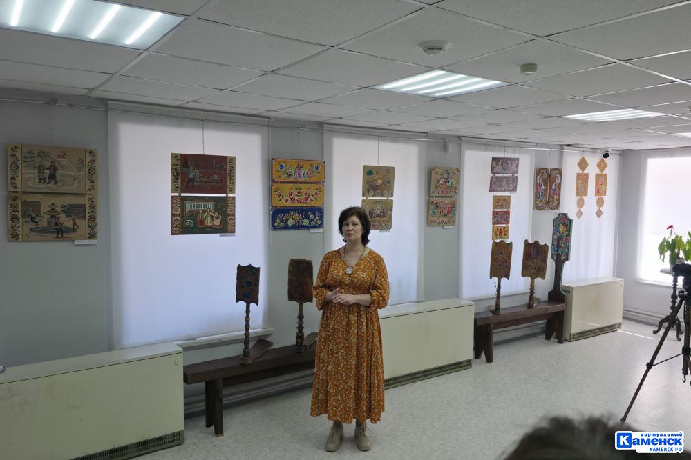 Уральская роспись объединила Каменск-Уральский и Нижнюю Синячиху