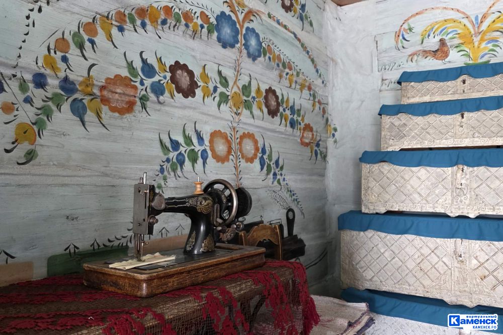 Уральская роспись объединила Каменск-Уральский и Нижнюю Синячиху